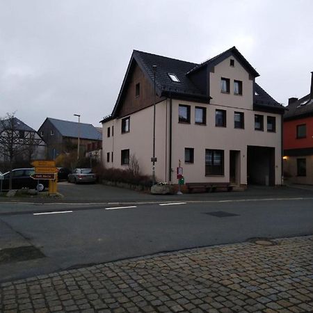 Ferienwohnung Am Marktplatz Sparneck Exterior photo